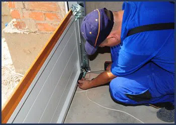 Neighborhood Garage Door Minneapolis, MN 612-404-0585 - cont-door-instiallation-t-22-gr-23m